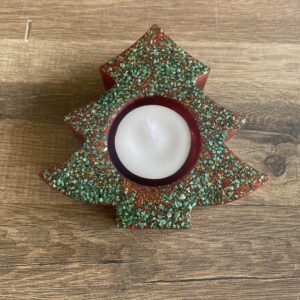 Photophore sapin de Noël rouge avec pierres vertes