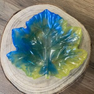 Vide-poche feuille d’érable bleu et jaune